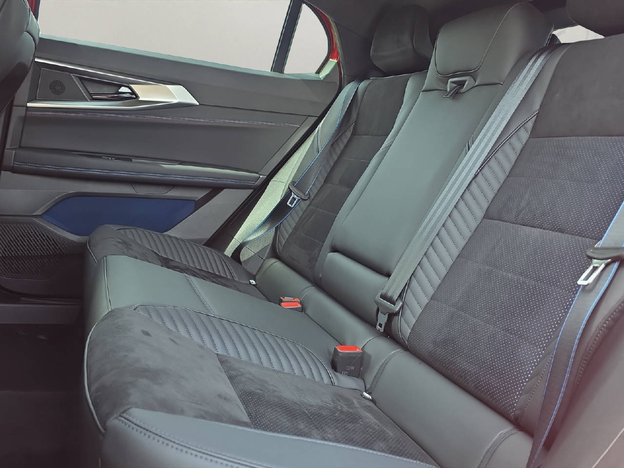 RENAULT Rafale 1.2 E-Tech esprit Alpine-image-9