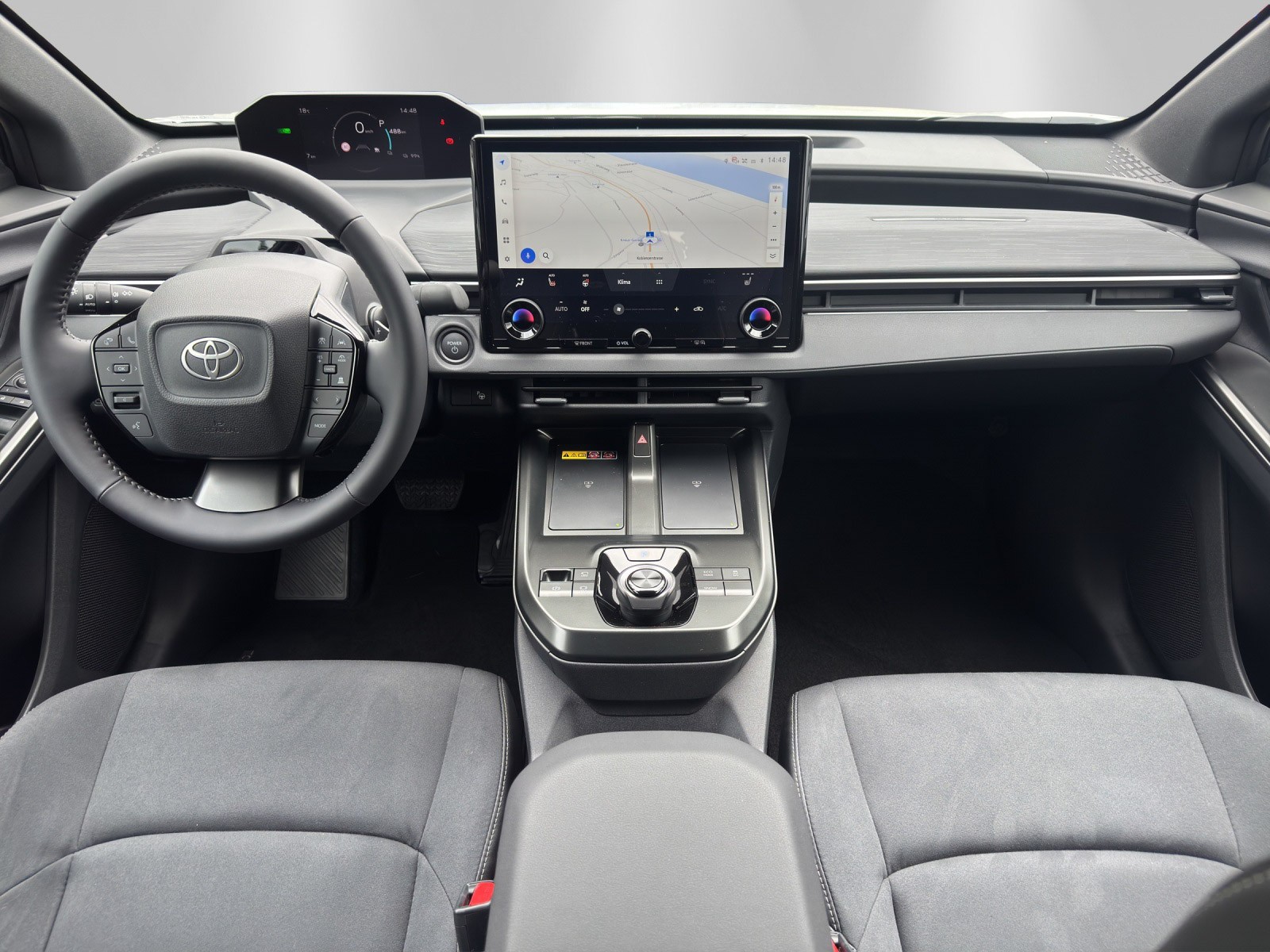 TOYOTA C-HR+ 77 kWh Premium AWD-image-12