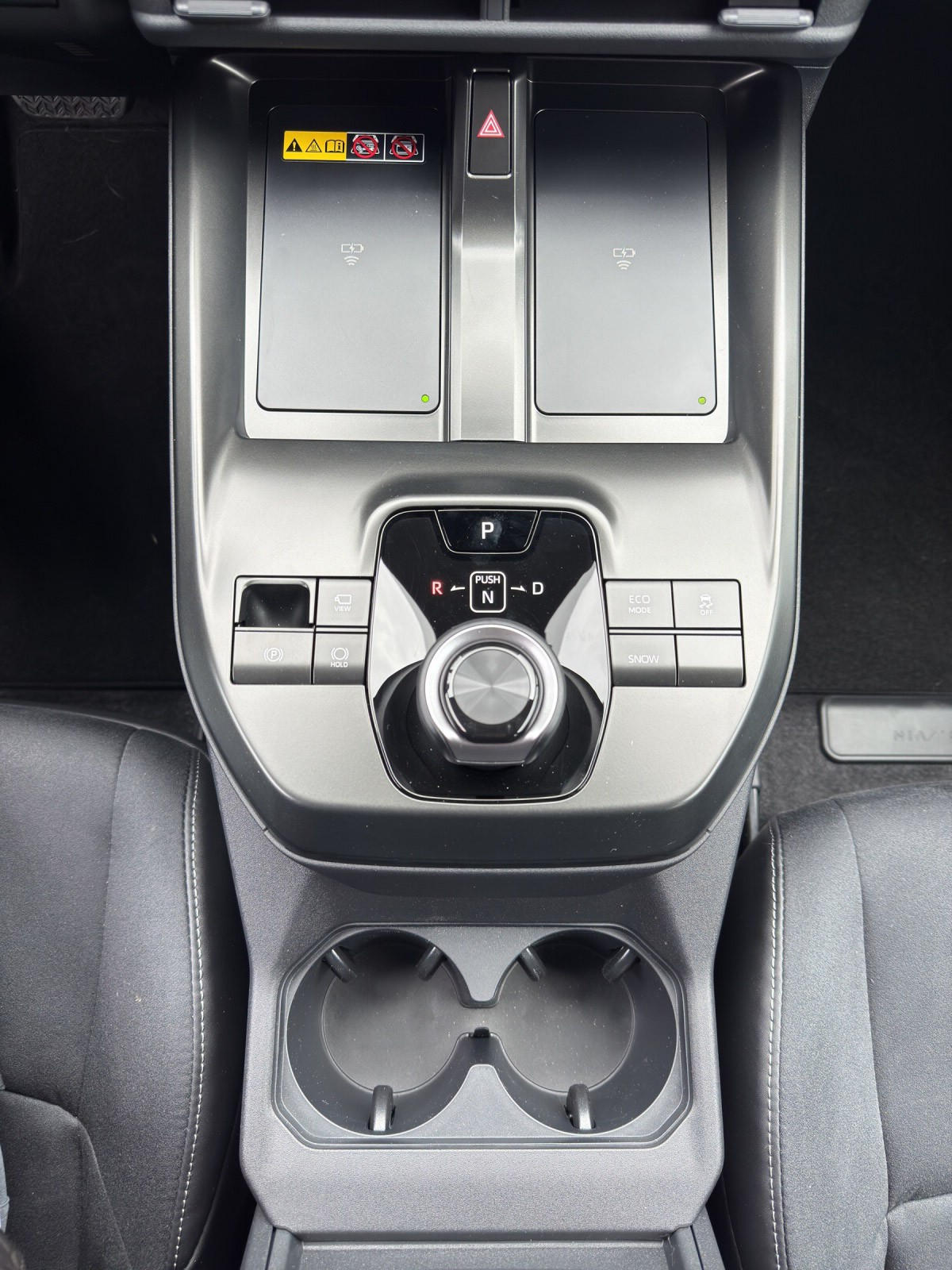 TOYOTA C-HR+ 77 kWh Premium AWD-image-14