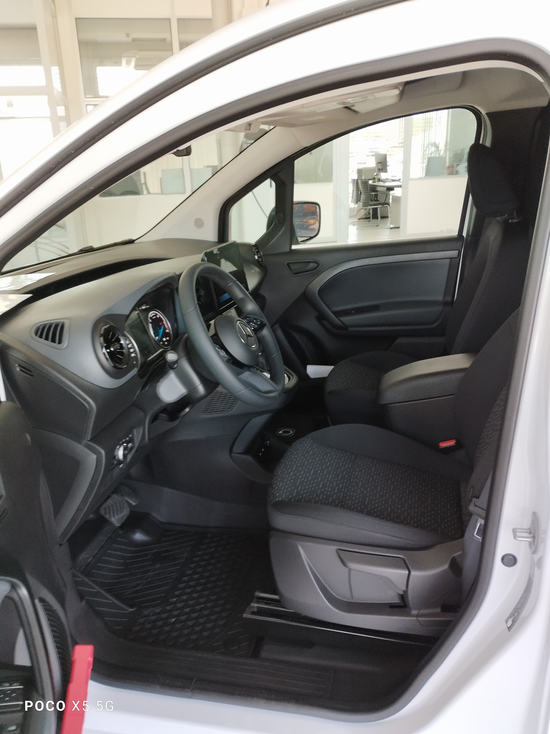 MERCEDES-BENZ eCitan Standard 2716mm S WORKER-image-6