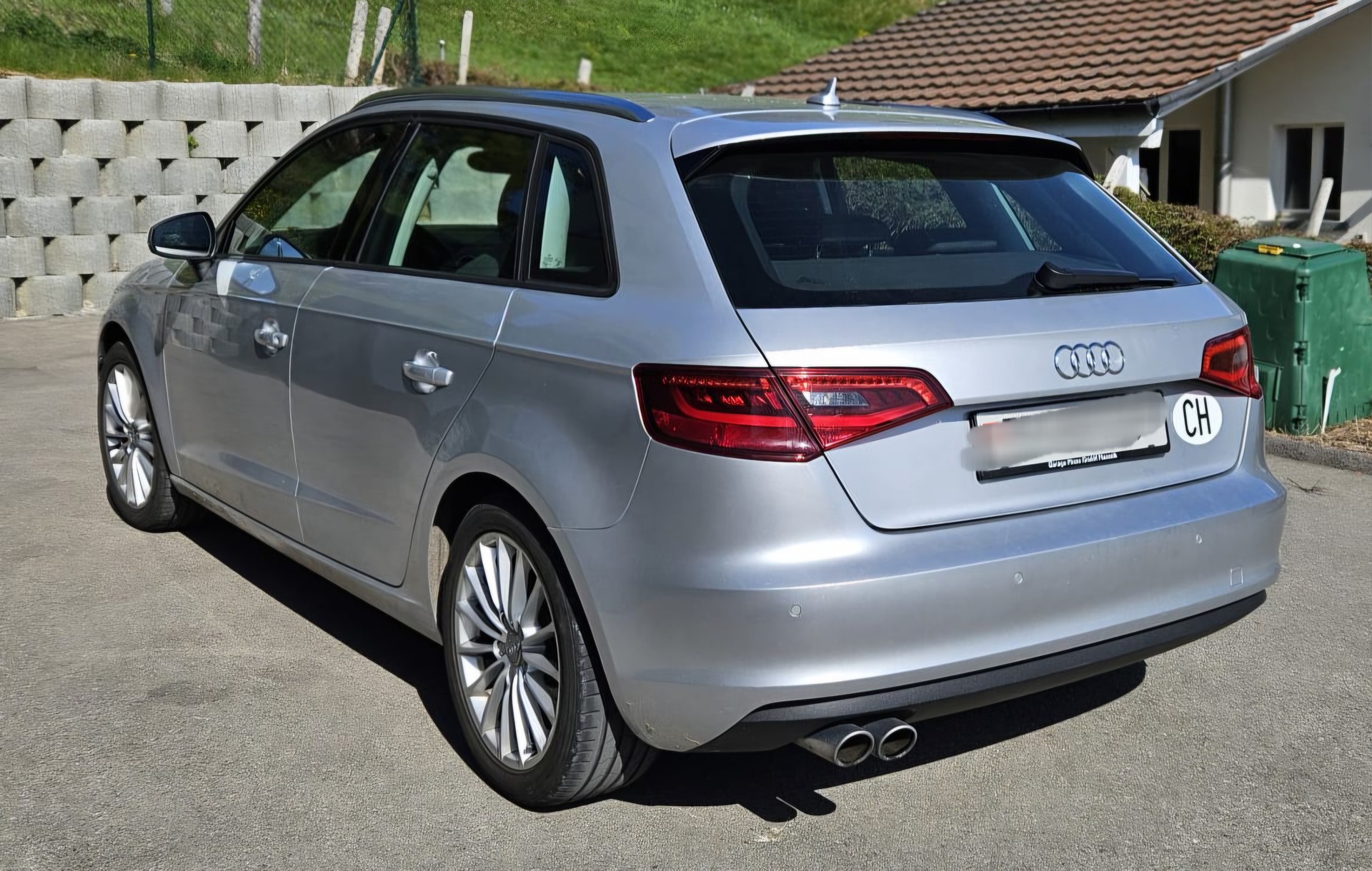 AUDI 1.8 T FSI Ambition qu. S-Tr.-image-3