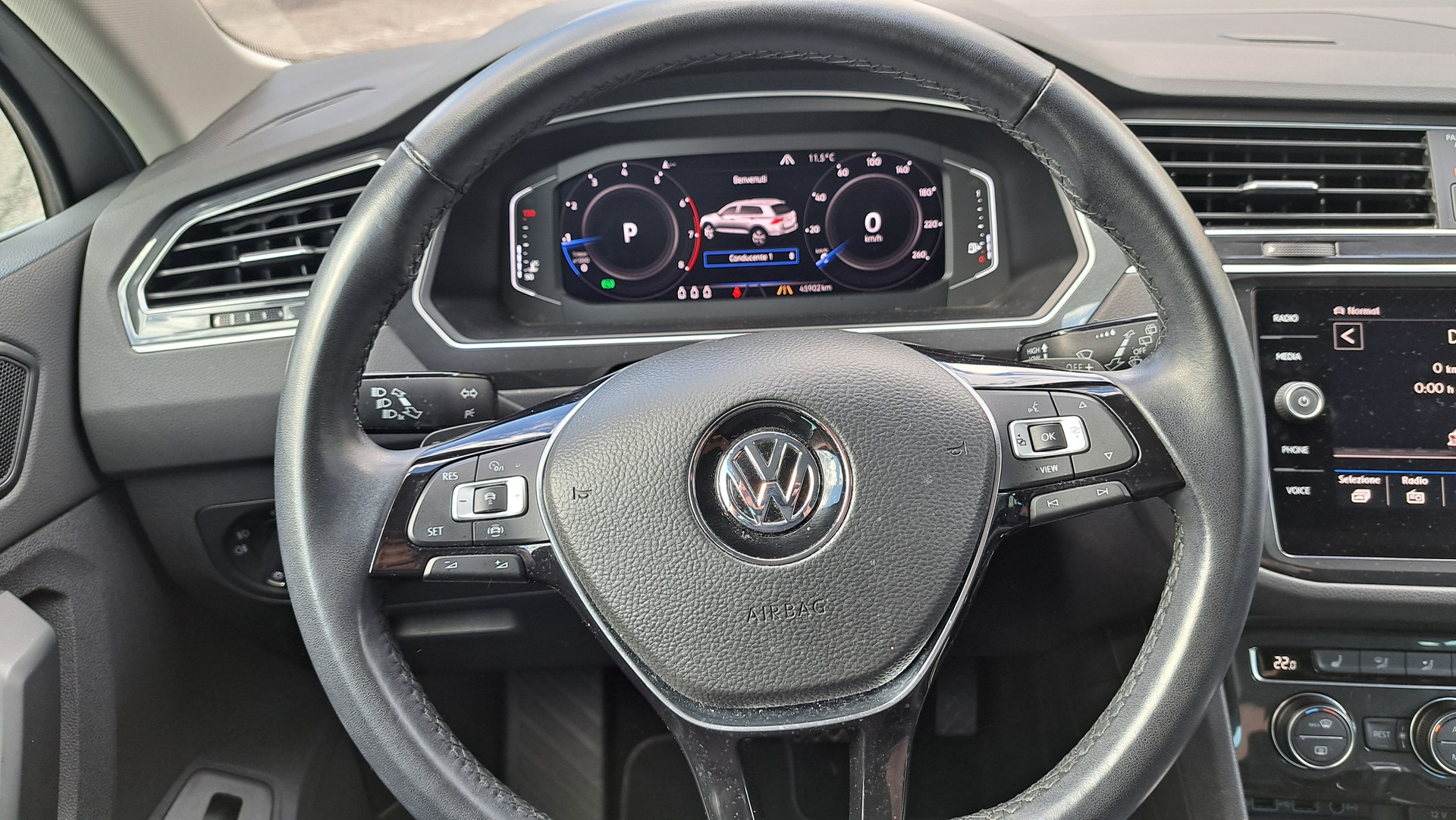 VW Tiguan 2.0TSI Comfortline 4Motion DSG-image-8