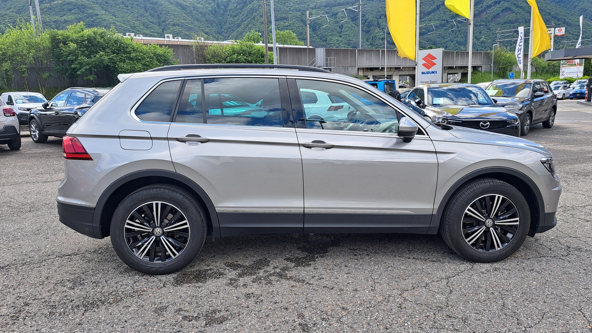 VW Tiguan 2.0TSI Comfortline 4Motion DSG-image-7