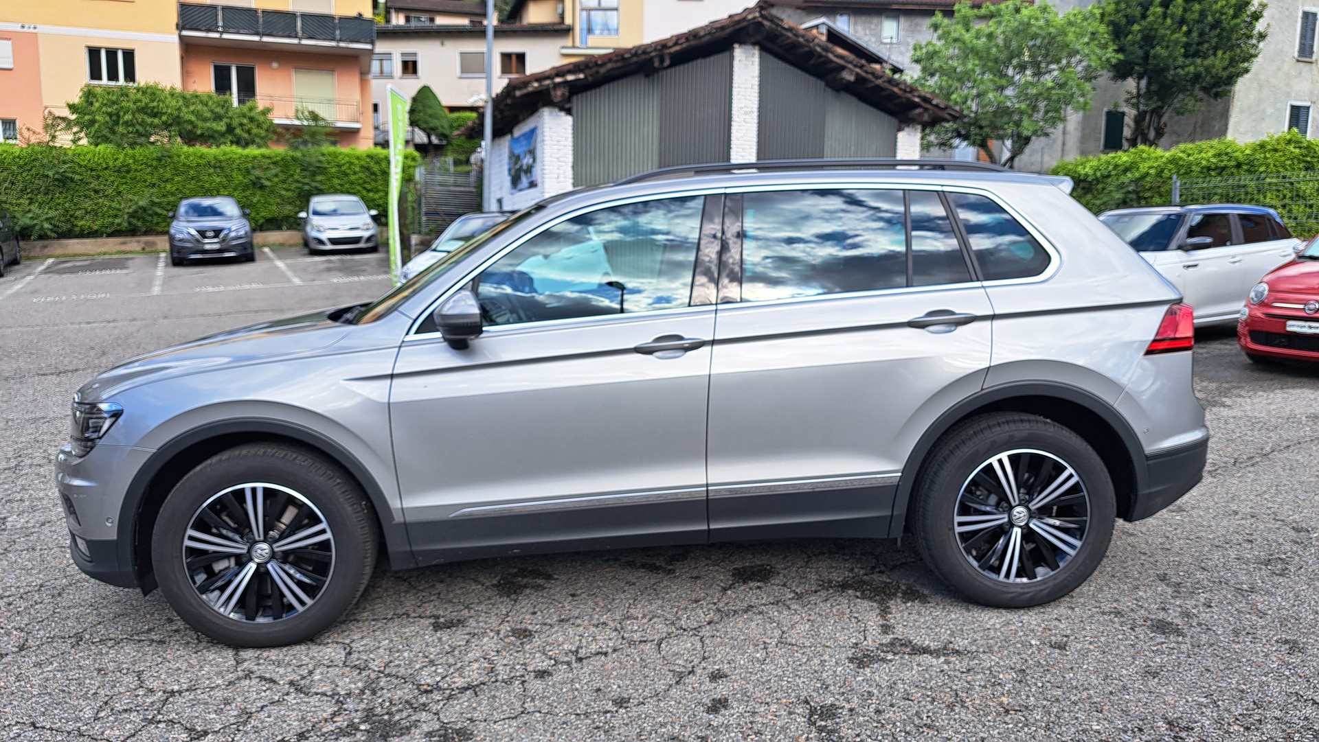 VW Tiguan 2.0TSI Comfortline 4Motion DSG-image-3