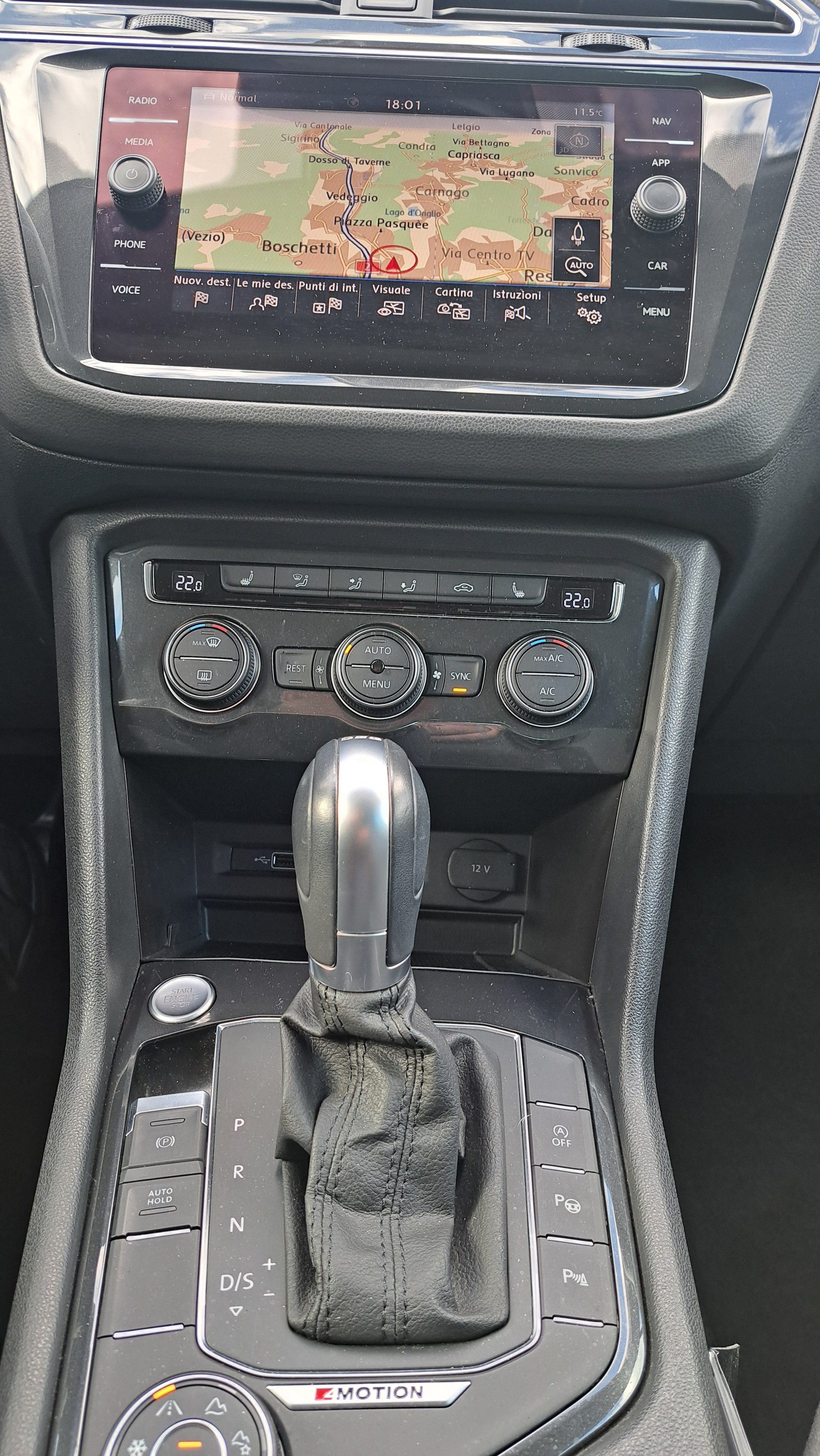 VW Tiguan 2.0TSI Comfortline 4Motion DSG-image-15