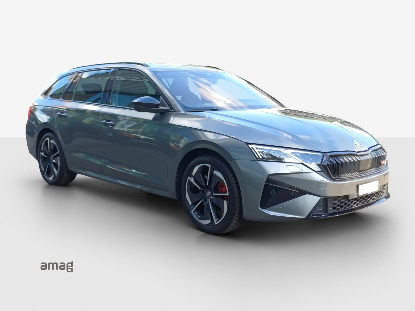 SKODA Octavia Combi 2.0 TSI DSG RS-image-5