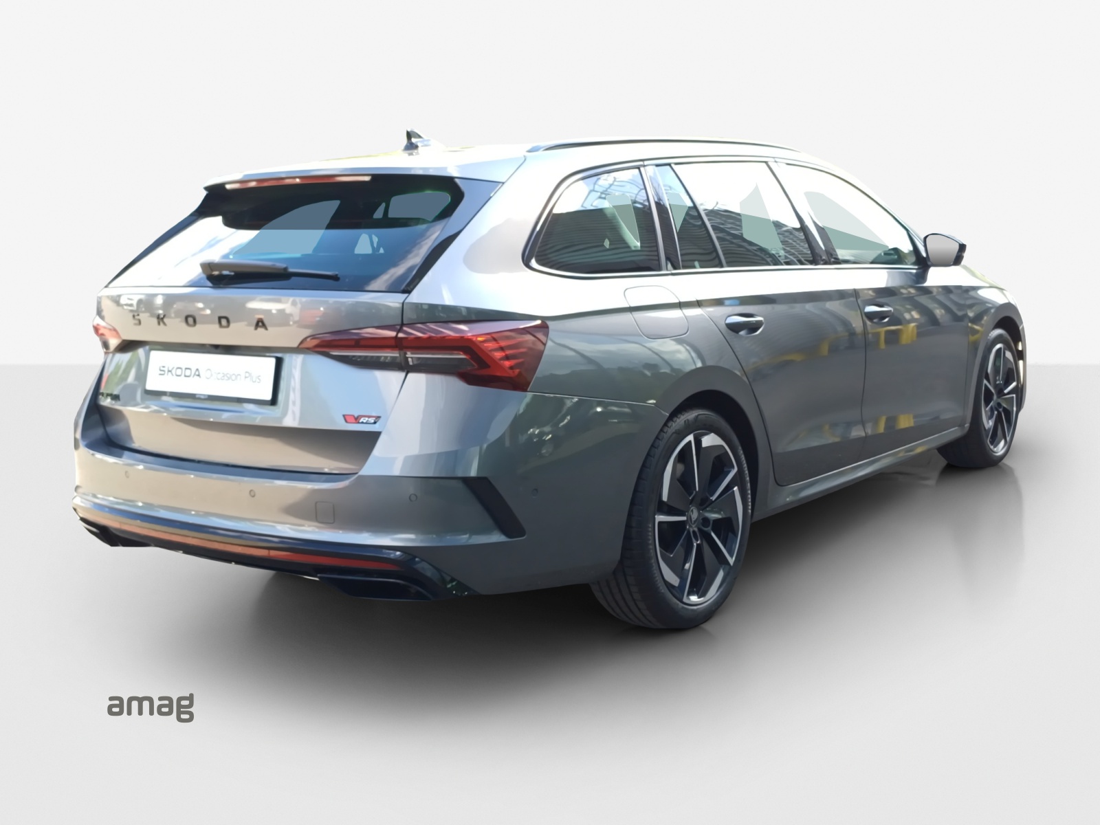 SKODA Octavia Combi 2.0 TSI DSG RS-image-4