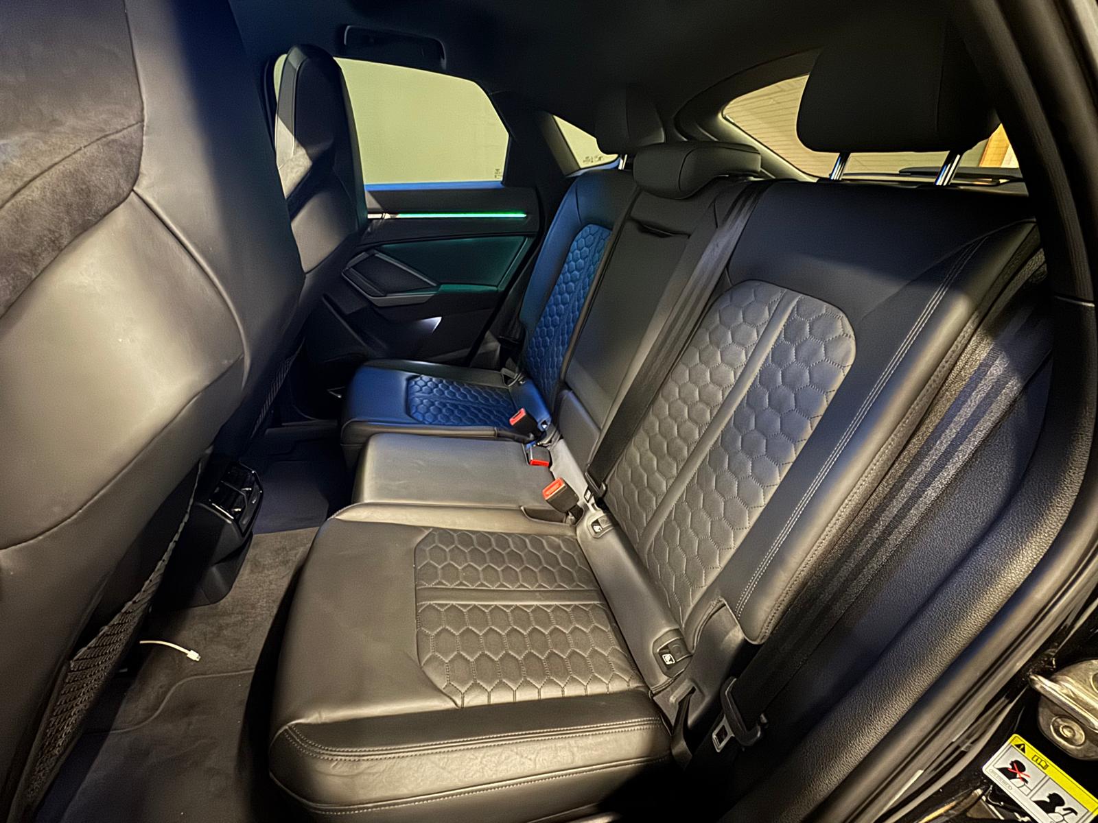 AUDI RS Q3 Sportback quattro S tronic-image-10
