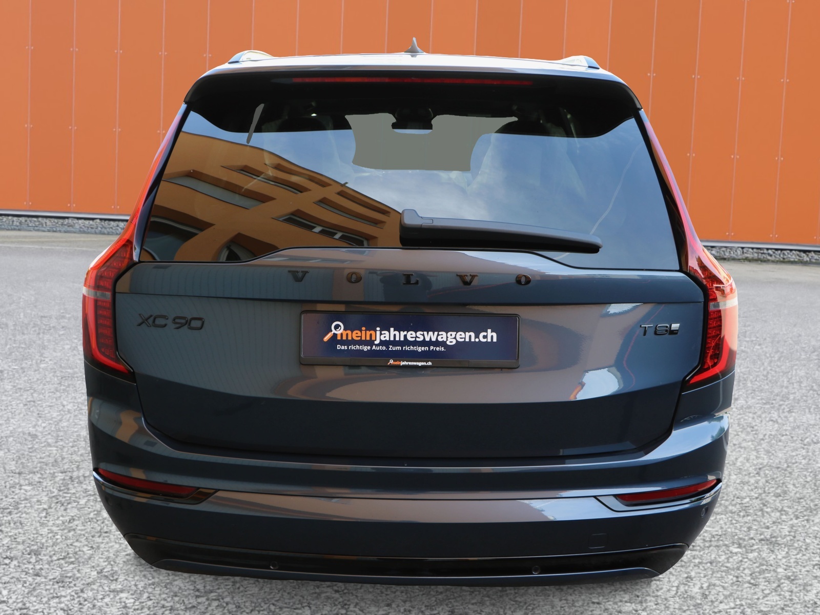 VOLVO XC90 T8 AWD PluginHybrid Dark Edition Geartronic-image-4