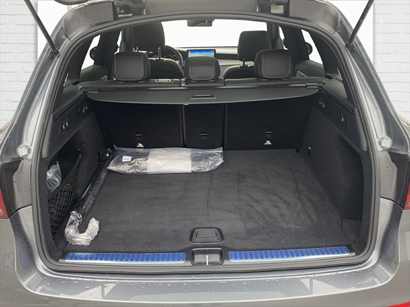 MERCEDES-BENZ GLC 63-image-9