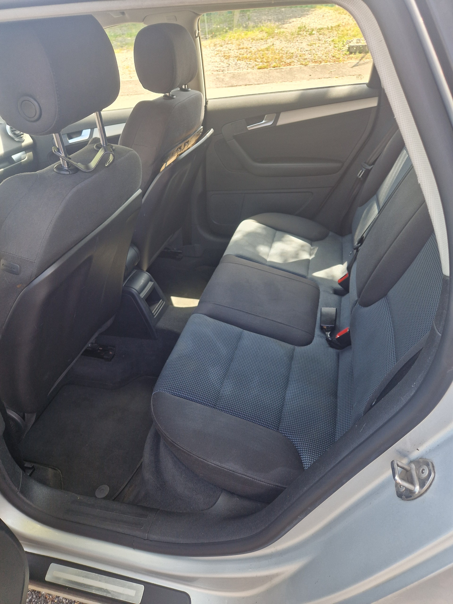 AUDI A3 Sportback 1.8 TFSI Attraction-image-11