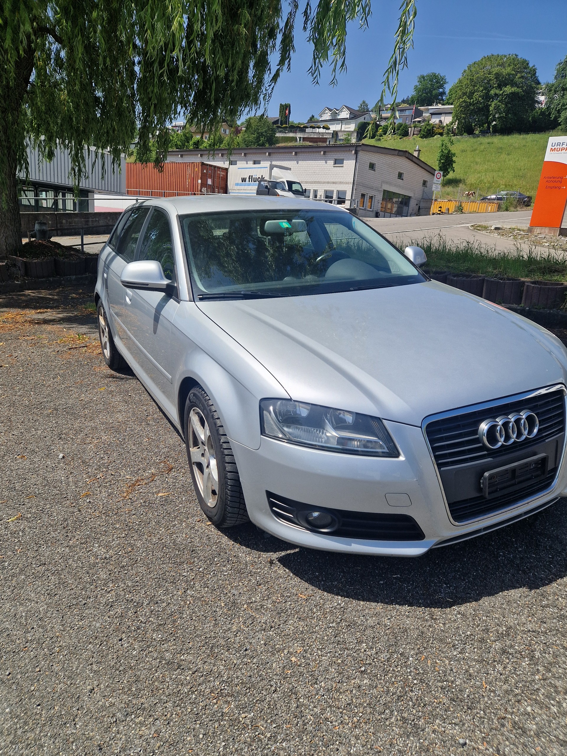 AUDI A3 Sportback 1.8 TFSI Attraction-image-1