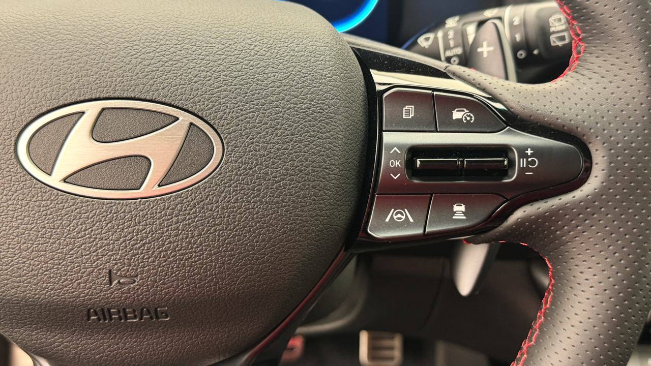 HYUNDAI i30 Wagon 1.5 T-GDi N Line 48V MH DCT-image-9