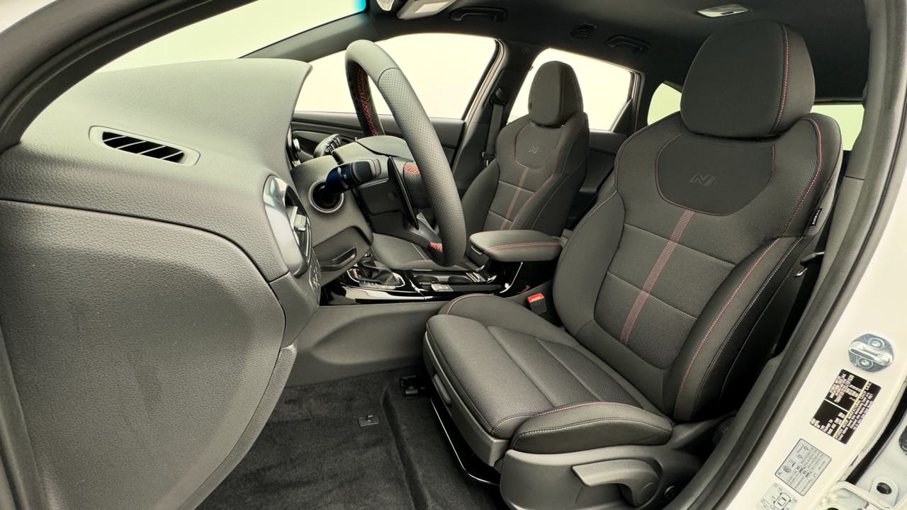HYUNDAI i30 Wagon 1.5 T-GDi N Line 48V MH DCT-image-4