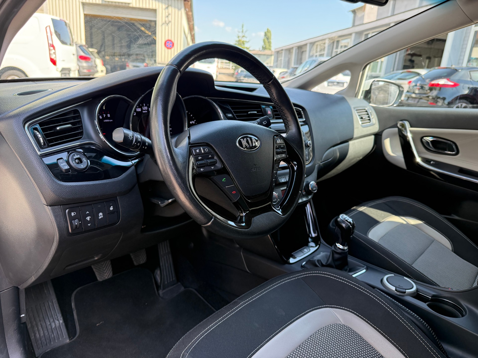 KIA Cee'd Sportswagon 1.0 T-GDi Trend-image-7