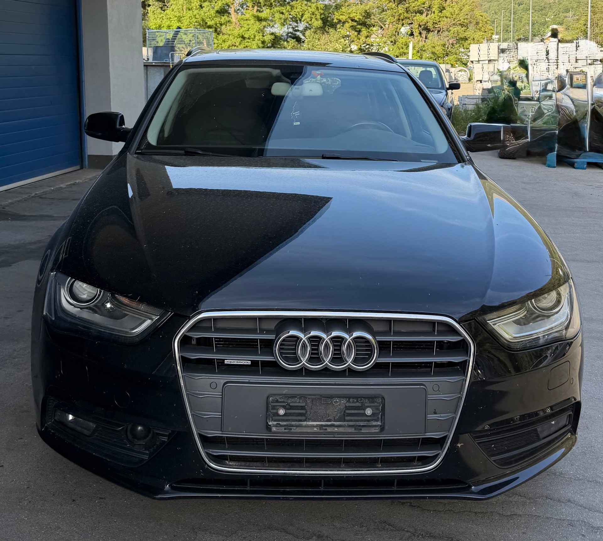 AUDI A4 Avant 2.0 TDI quattro S-tronic-image-1