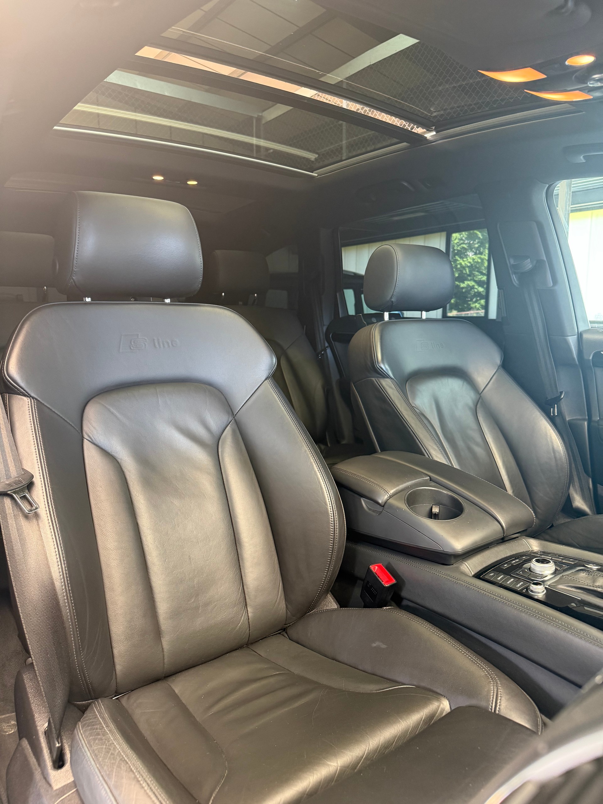 AUDI Q7 3.0 TDI Quattro S Line 7 Plätzer-image-11