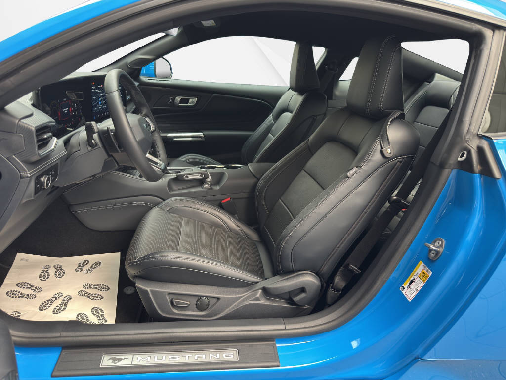 FORD Mustang Coupé 5.0 V8 GT-image-4