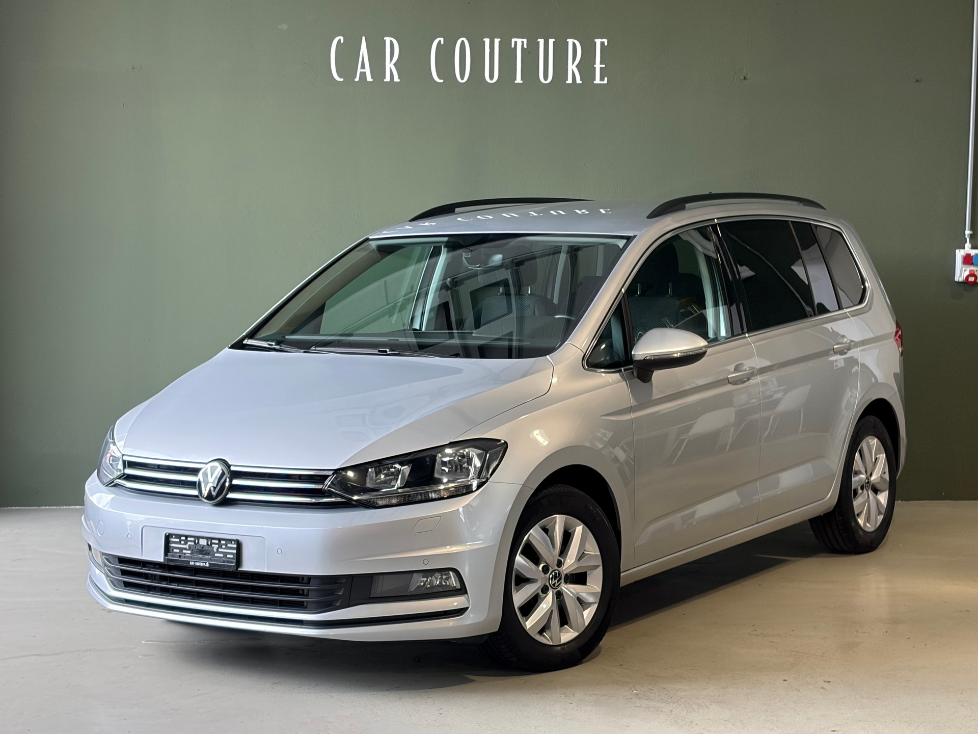 VW Touran 2.0 TDI BlueMotion TechnologyComfortline DSG * CH-Fahrzeug *-showroom-element-1
