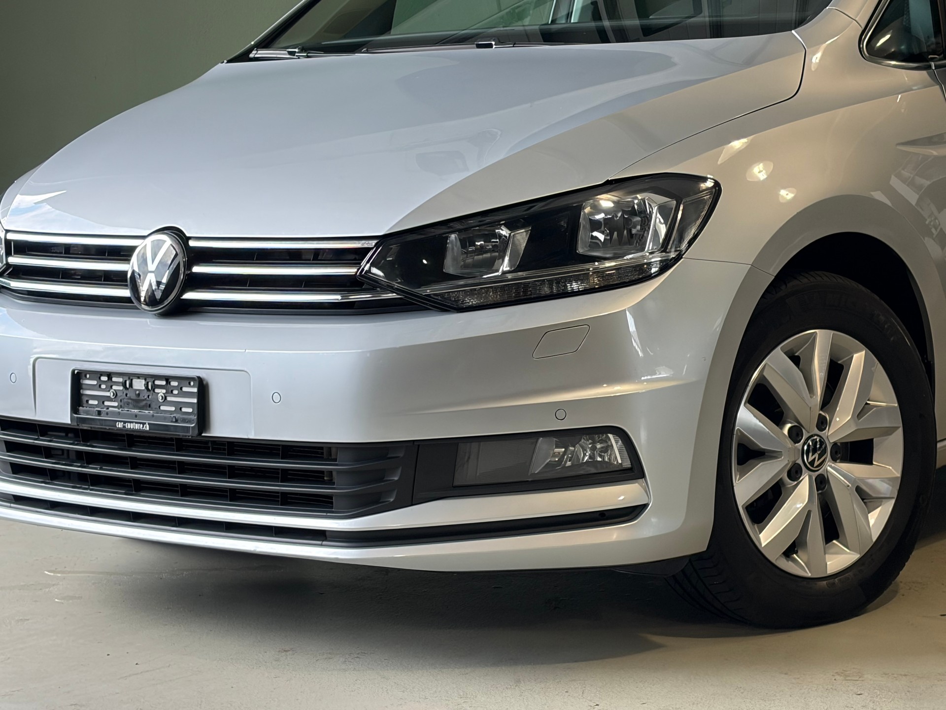 VW Touran 2.0 TDI BlueMotion TechnologyComfortline DSG * CH-Fahrzeug *-showroom-element-2