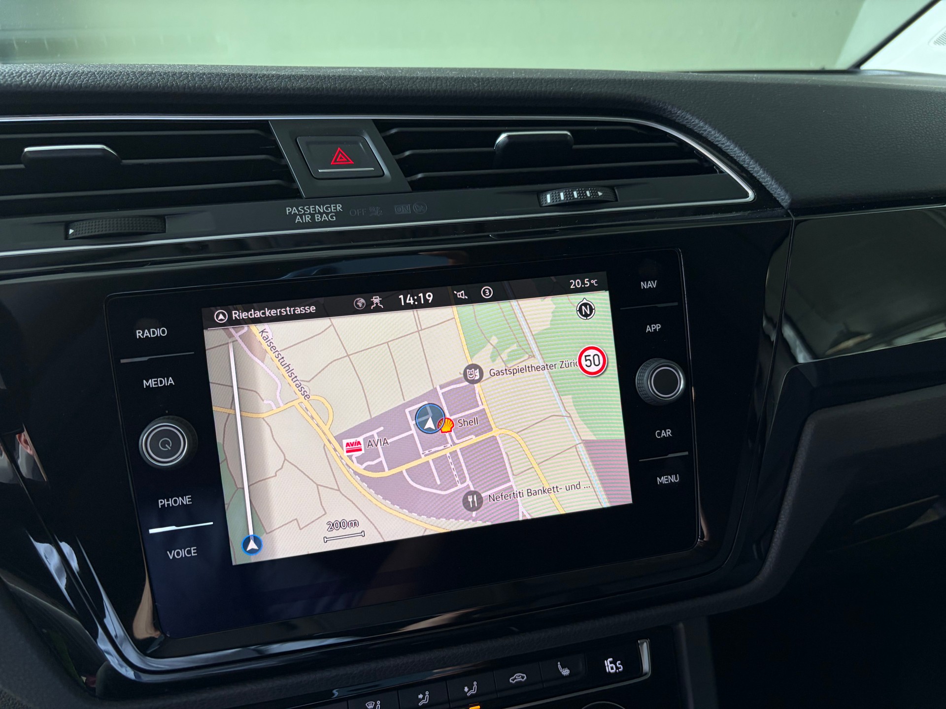 VW Touran 2.0 TDI BlueMotion TechnologyComfortline DSG * CH-Fahrzeug *-image-13