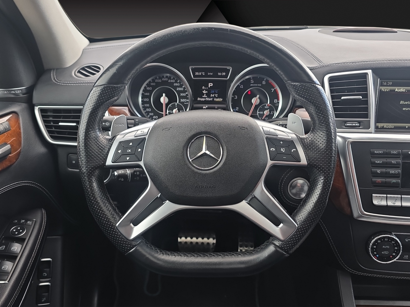 MERCEDES-BENZ GL 63 AMG 4Matic Speedshift Plus 7G-Tronic-image-8