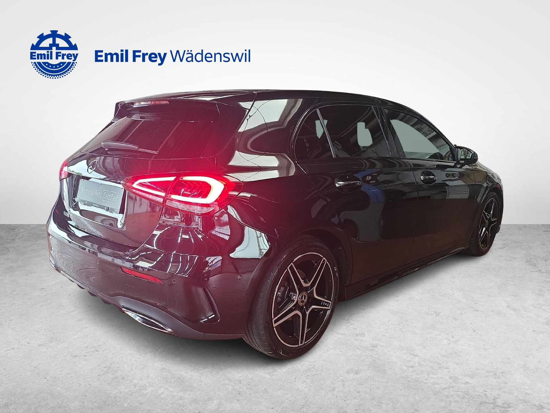 MERCEDES-BENZ A 180 Night Star AMG Line-image-3