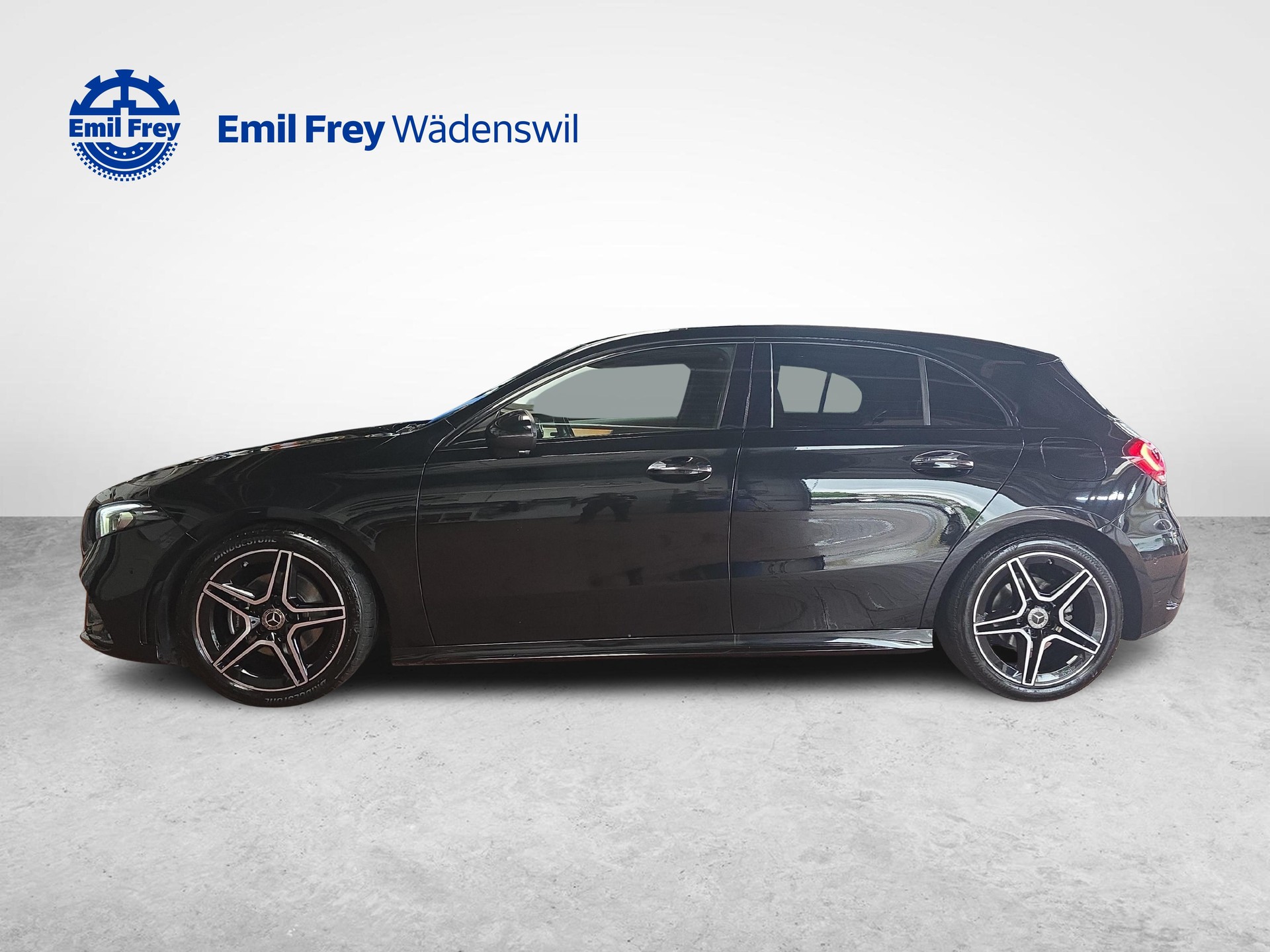 MERCEDES-BENZ A 180 Night Star AMG Line-image-1