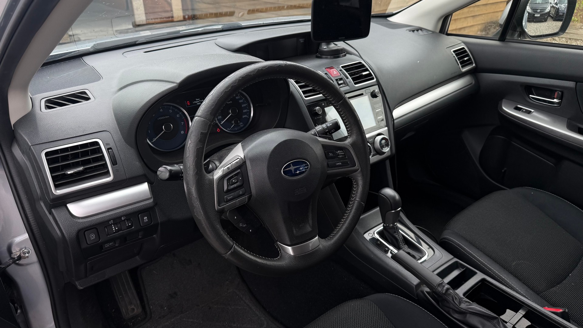 SUBARU XV 2.0 Swiss Two AWD CVT-showroom-element-1