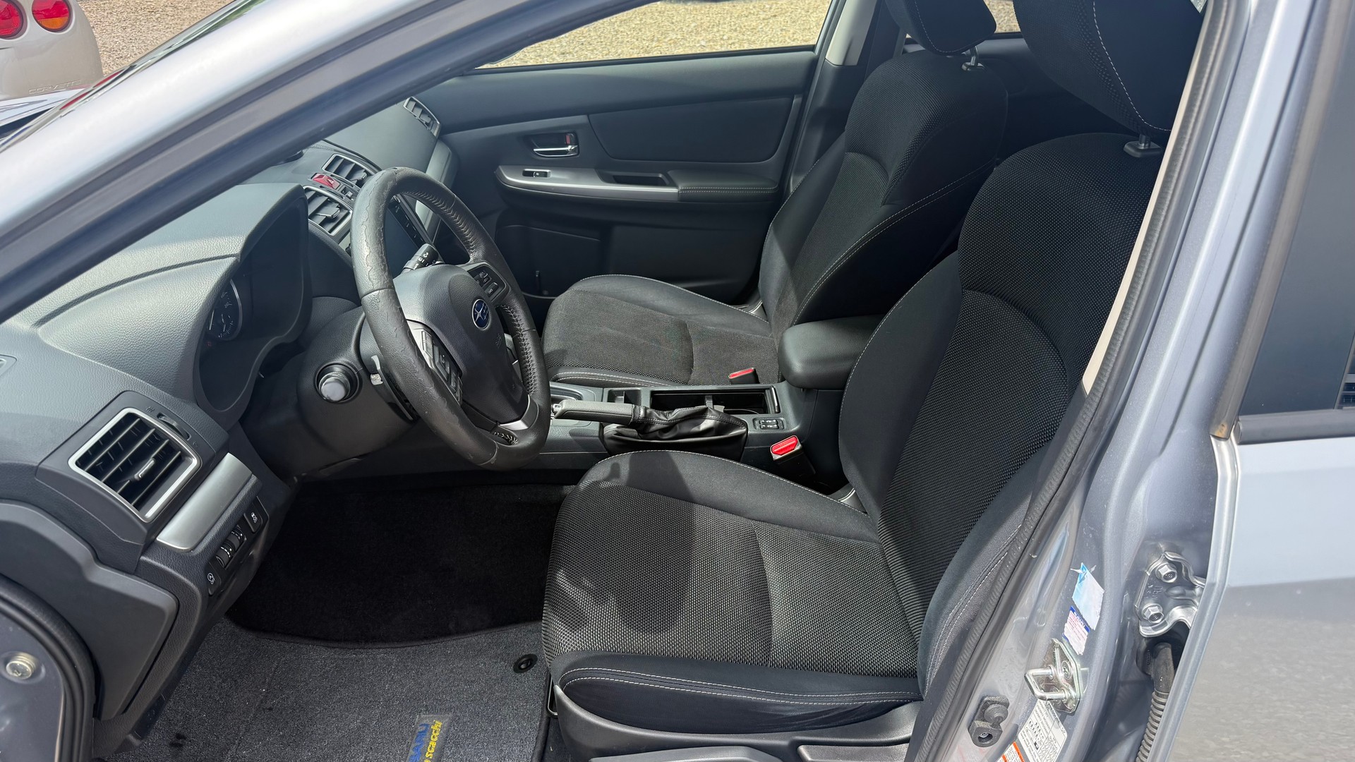 SUBARU XV 2.0 Swiss Two AWD CVT-image-2