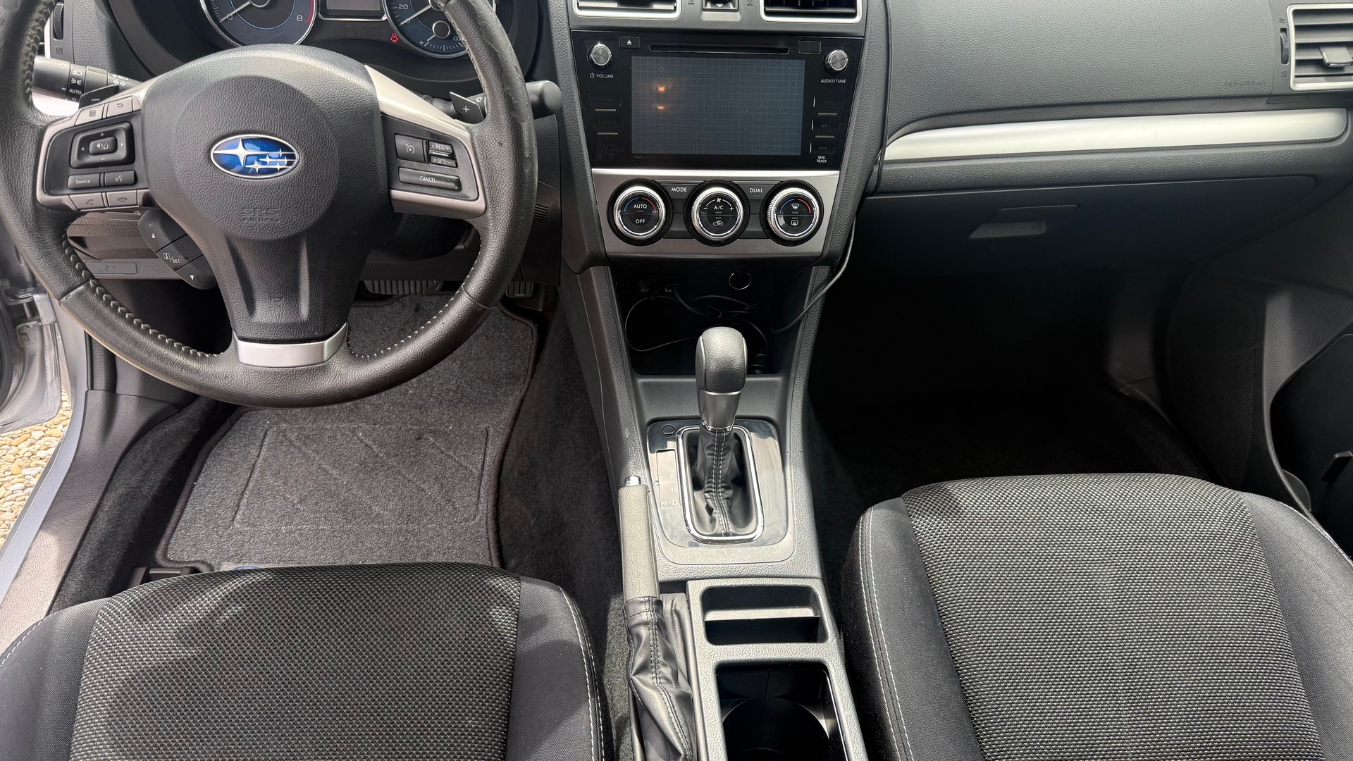 SUBARU XV 2.0 Swiss Two AWD CVT-image-8