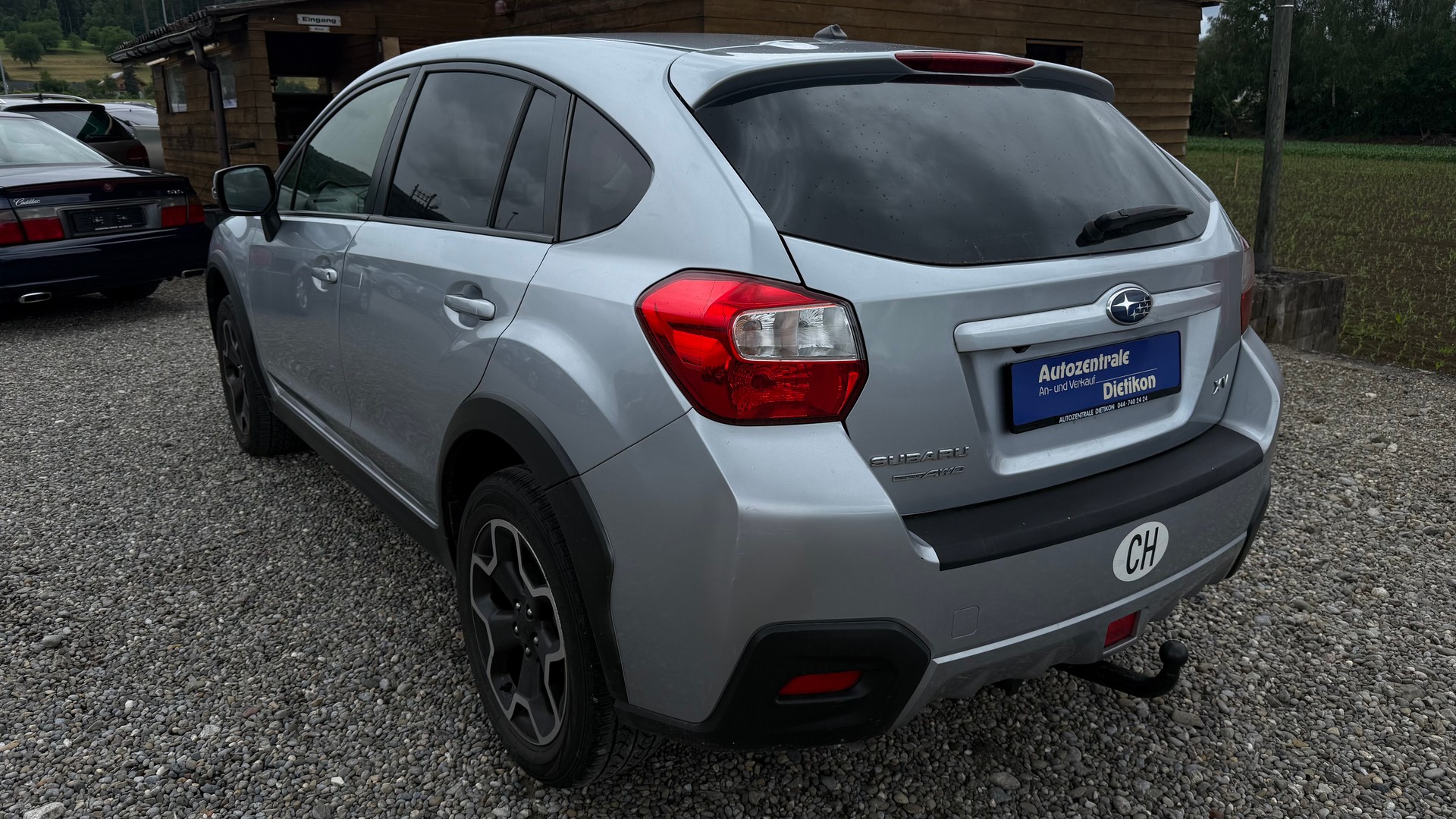 SUBARU XV 2.0 Swiss Two AWD CVT-image-11