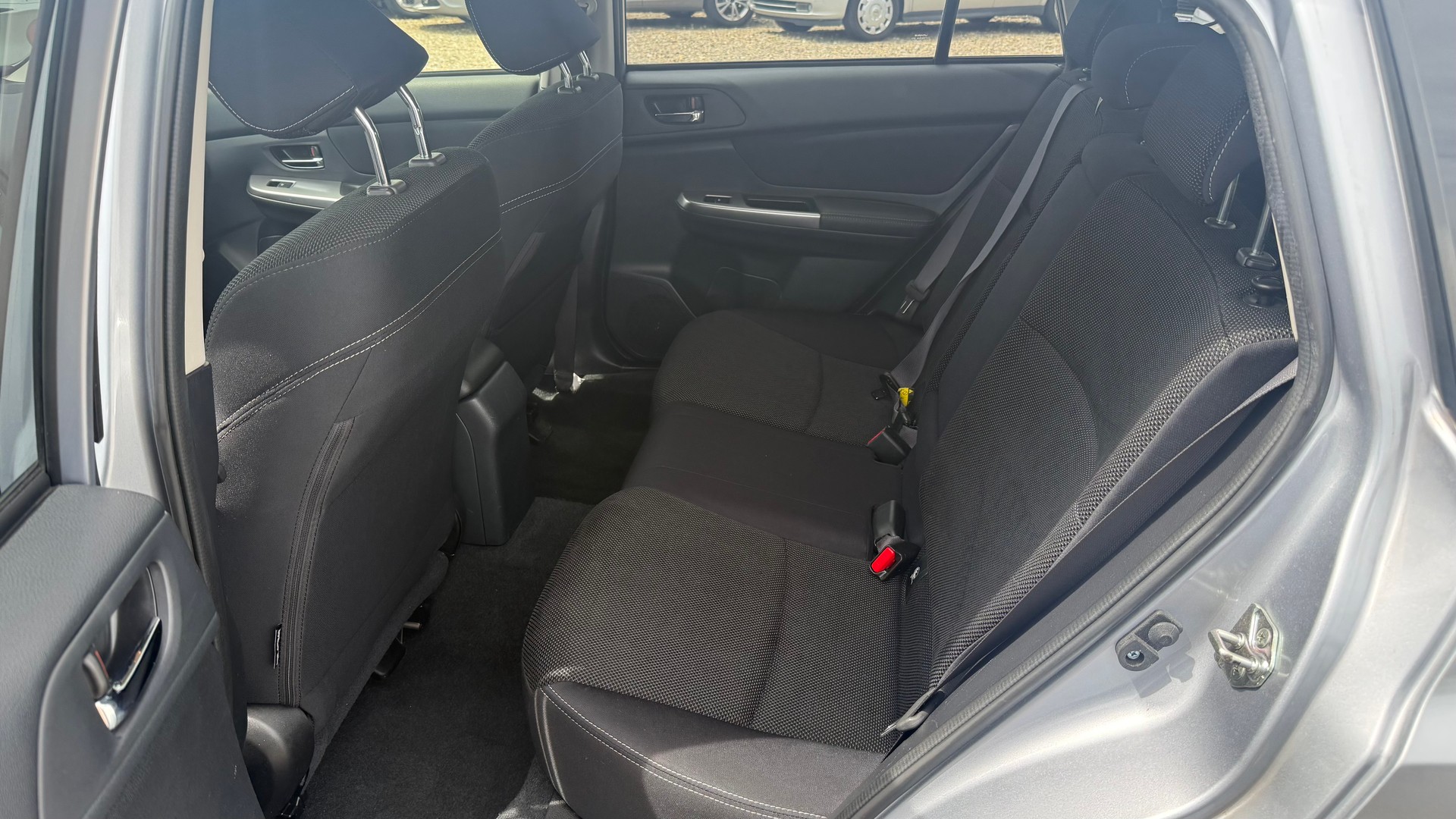 SUBARU XV 2.0 Swiss Two AWD CVT-image-9