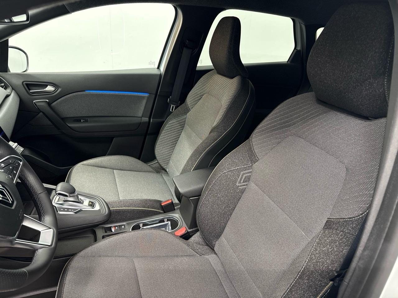 RENAULT Captur 1.3 TCe Techno EDC-image-3
