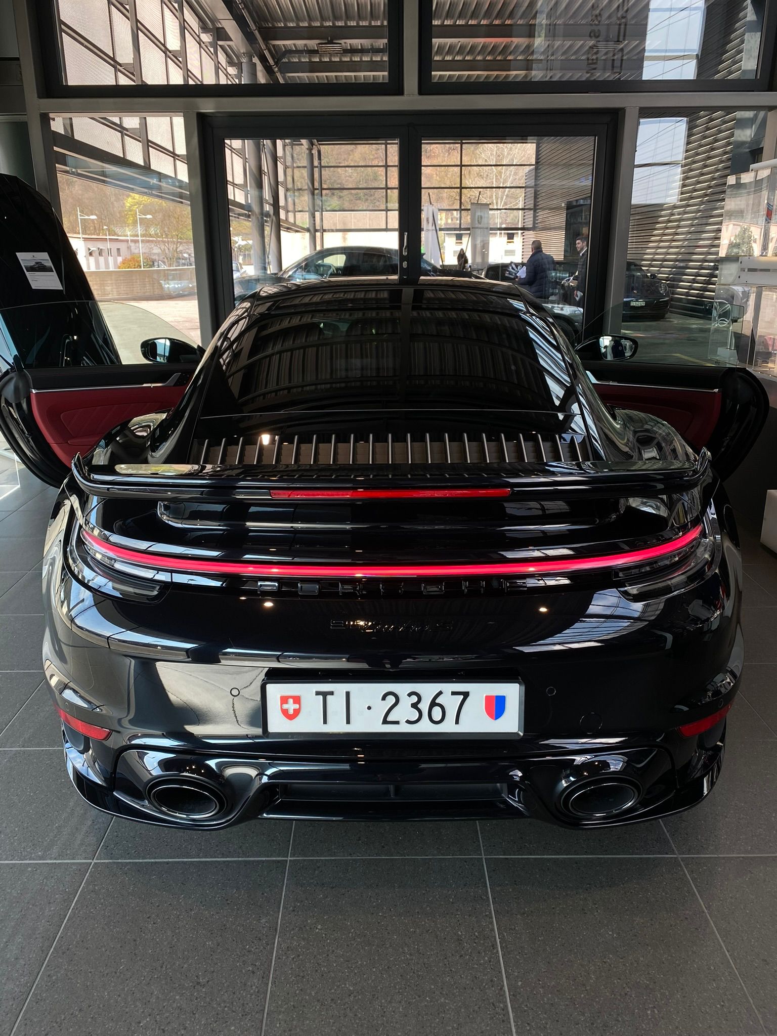 PORSCHE 3.7 Turbo S PDK-image-4