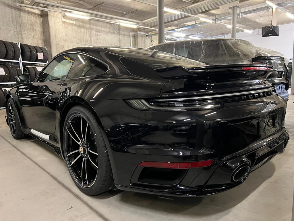 PORSCHE 3.7 Turbo S PDK-image-2