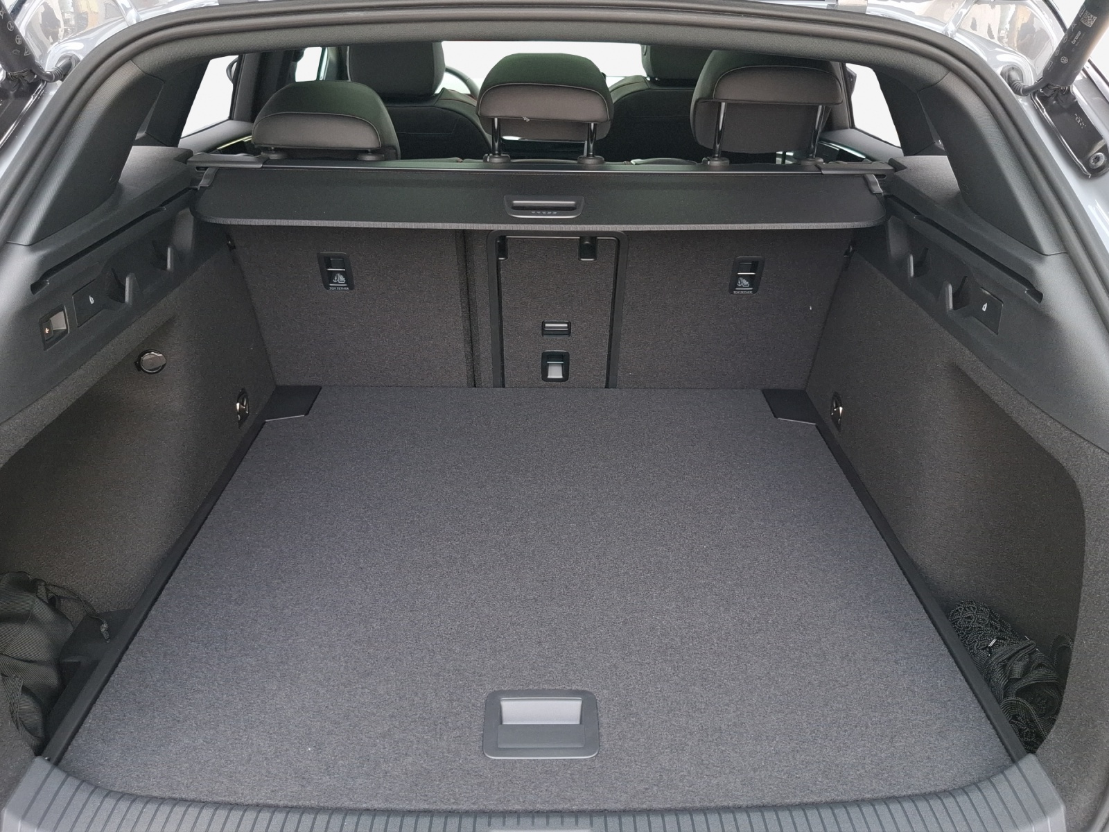 VW ID.7 Tourer GTX 86 kWh GTX 4 Motion-image-12