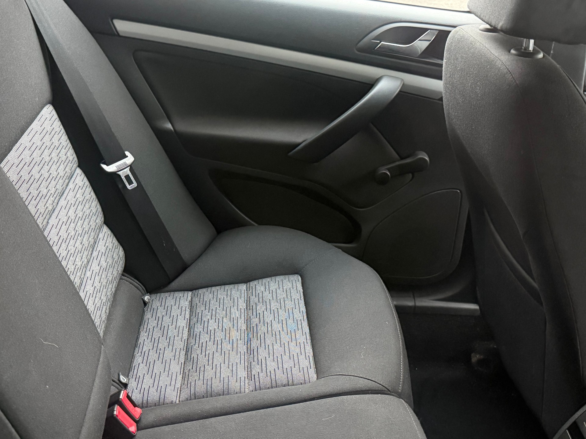 SKODA Octavia Combi 1.8 TSI Swiss Adventure 4x4-image-4
