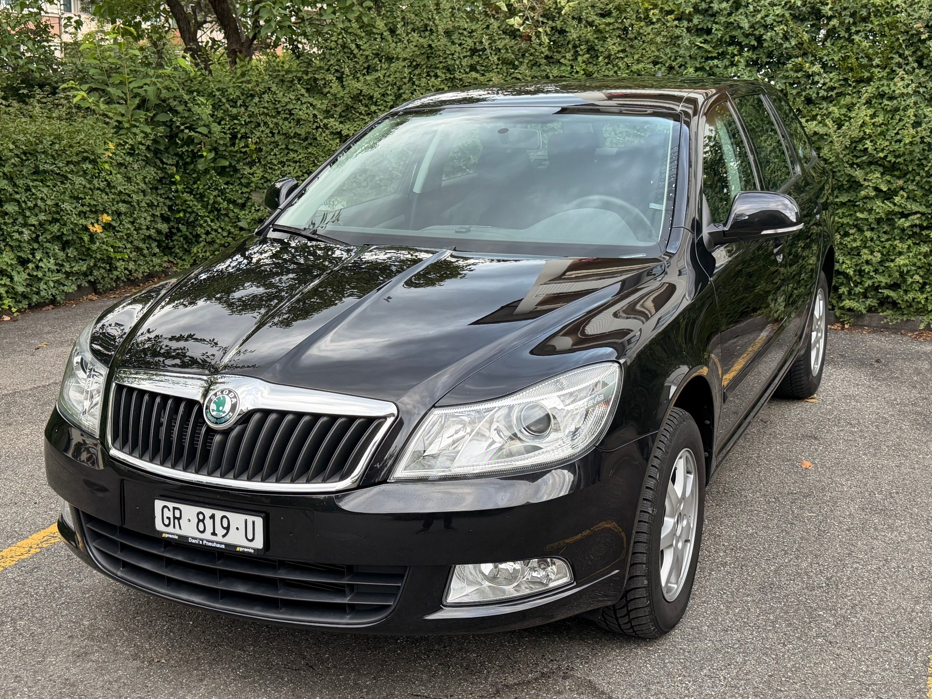 SKODA Octavia Combi 1.8 TSI Swiss Adventure 4x4-image-2