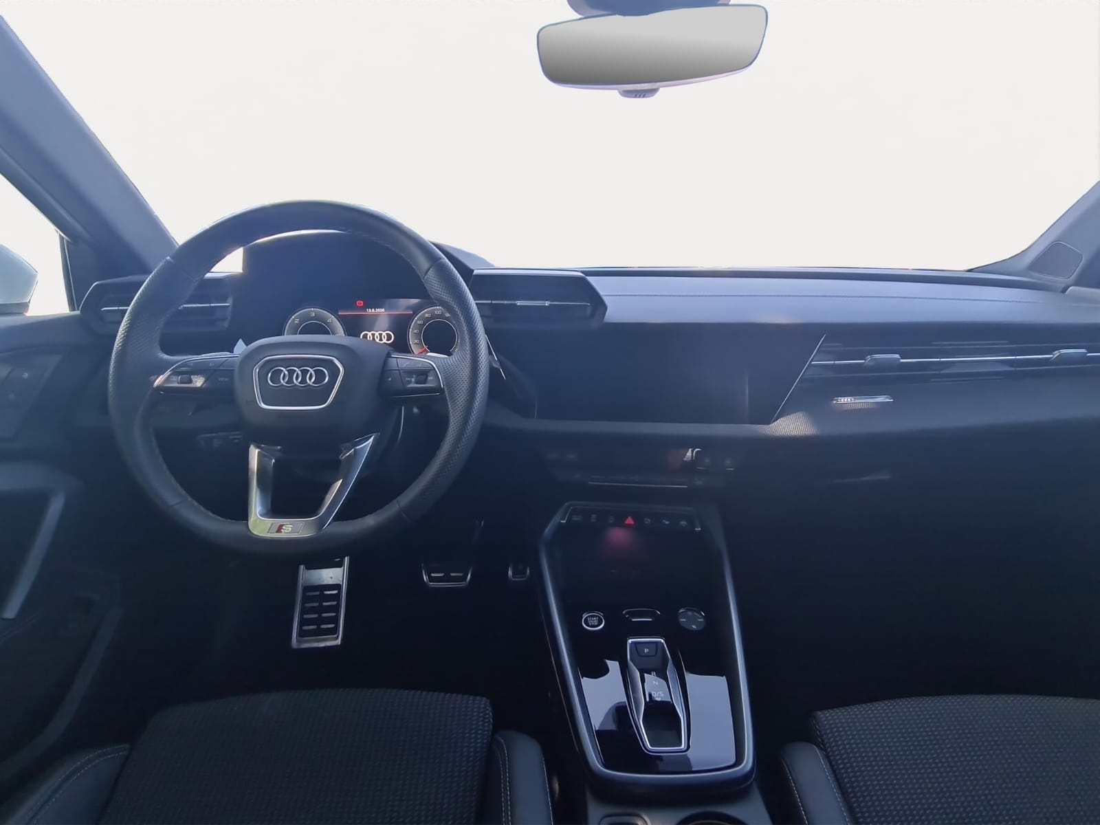 AUDI A3 Sportback 35 TDI S line S-tronic-image-11
