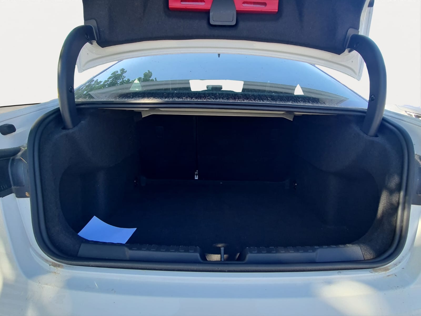 AUDI A3 Sportback 35 TDI S line S-tronic-image-8