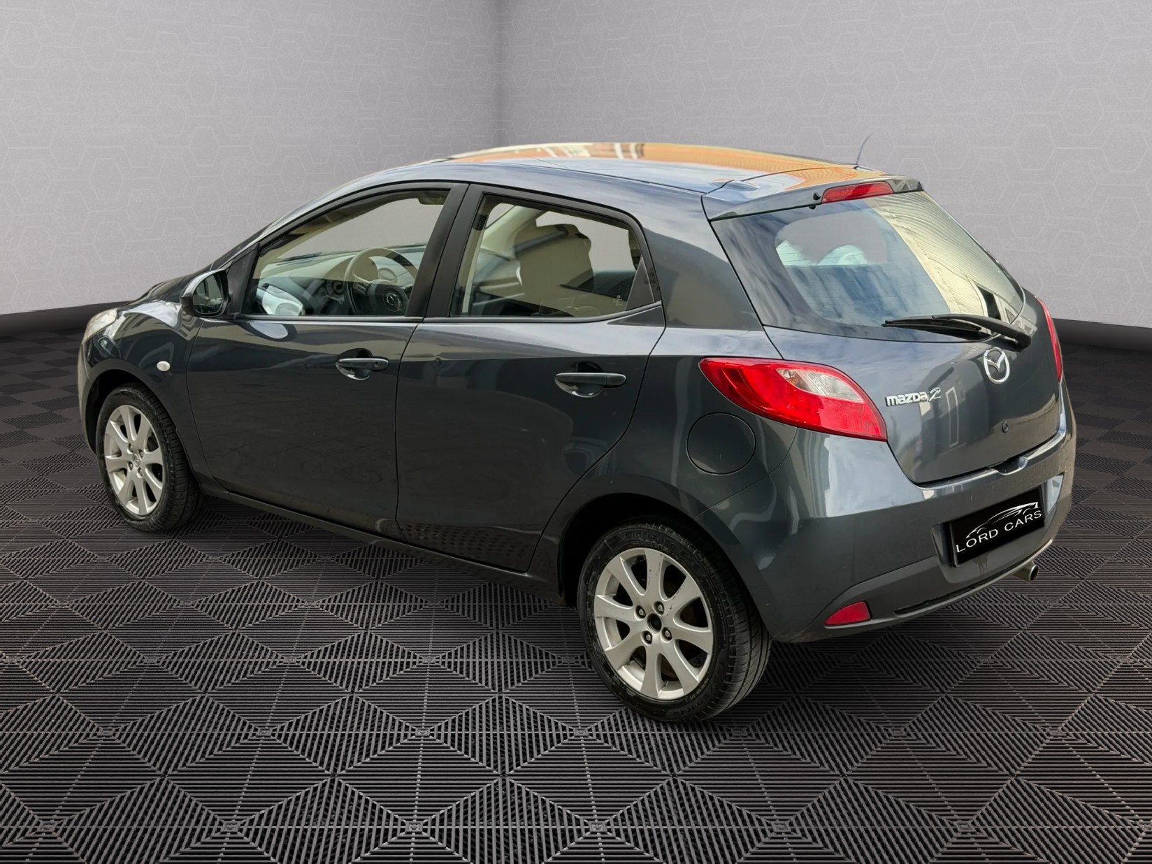 MAZDA 2 1.3i 16V Exclusive-image-4