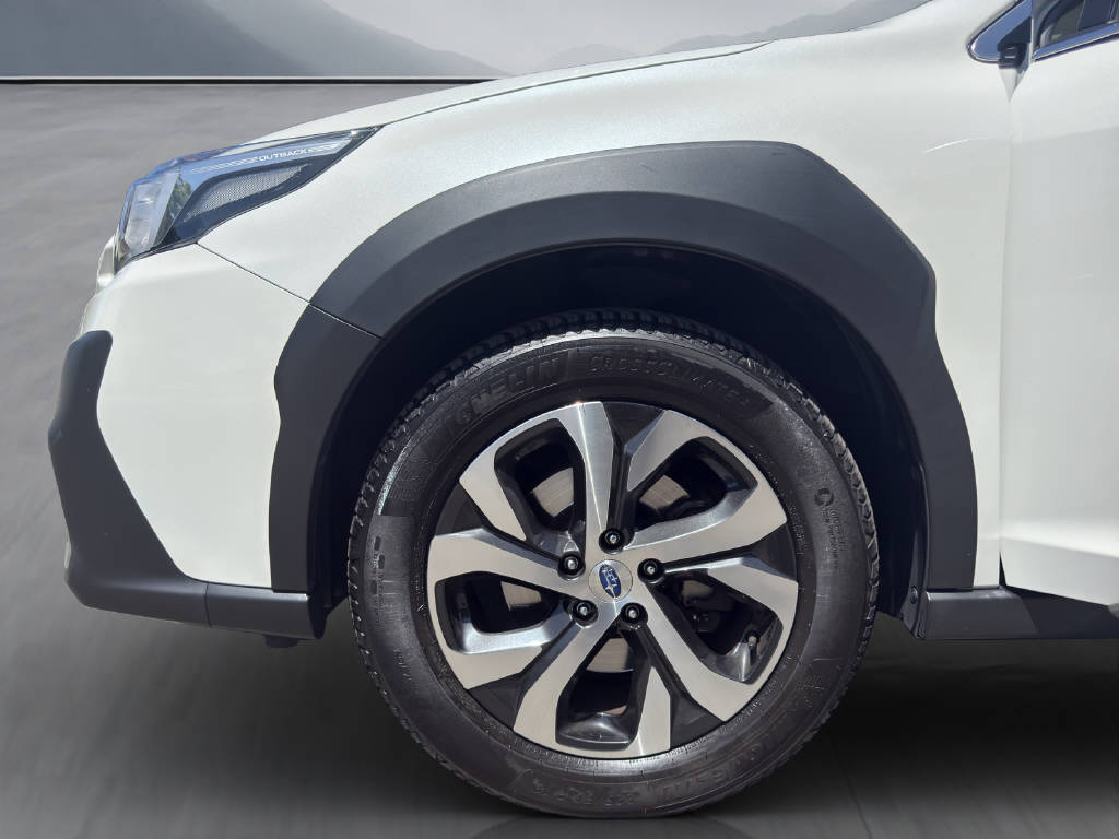 SUBARU Outback 2.5i Luxury-image-10