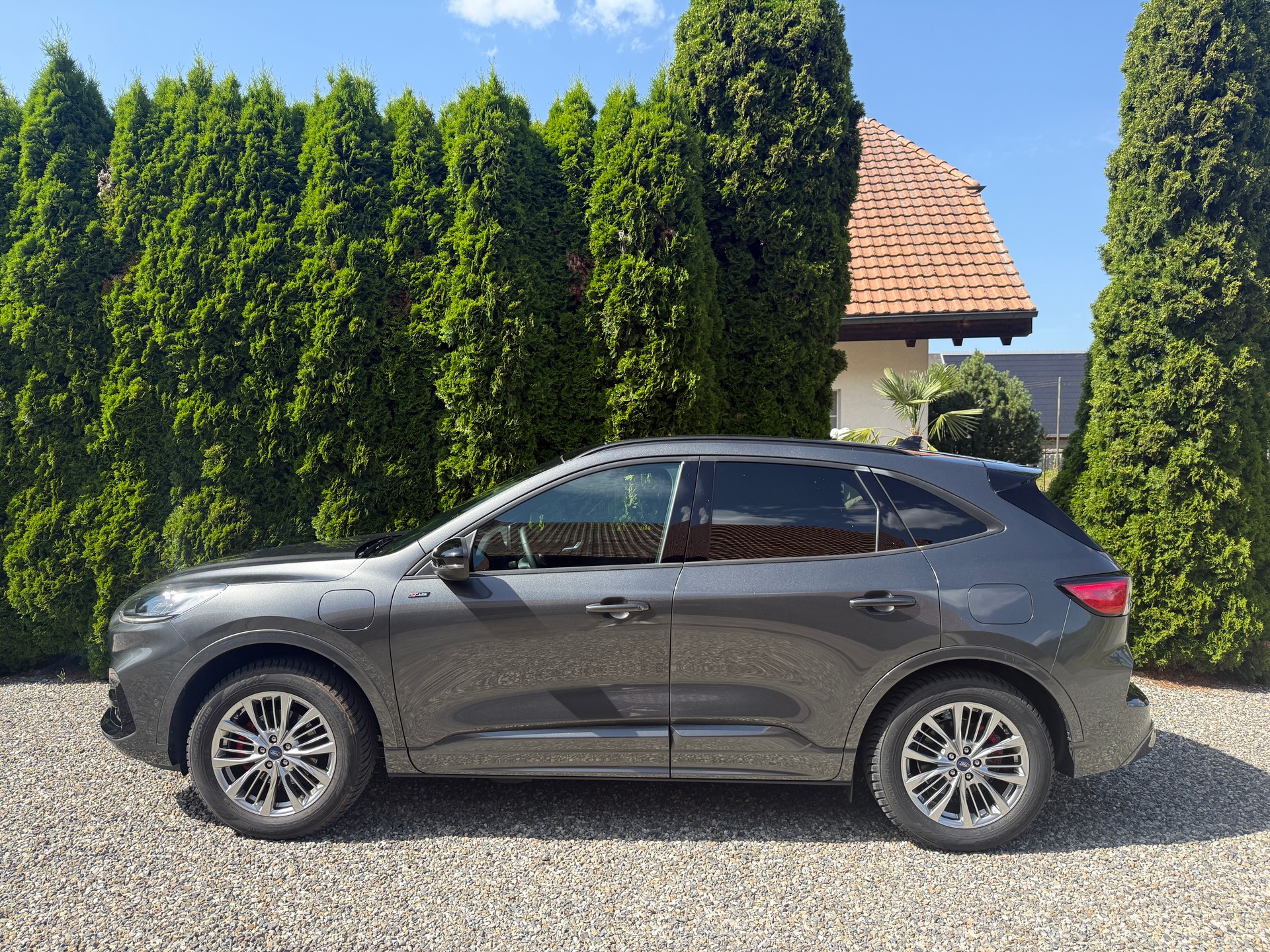 FORD 2.5 Plug-in Hybrid ST-Line X-image-1