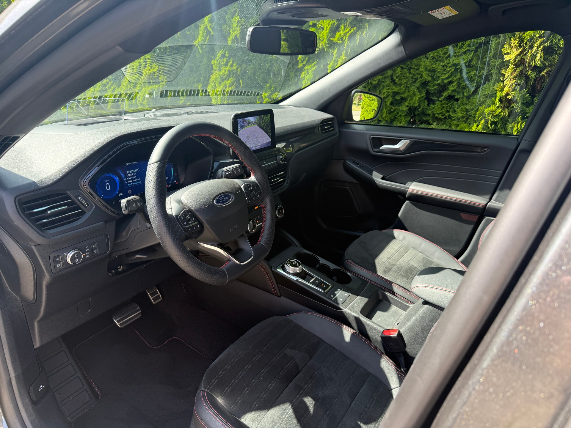 FORD 2.5 Plug-in Hybrid ST-Line X-image-3