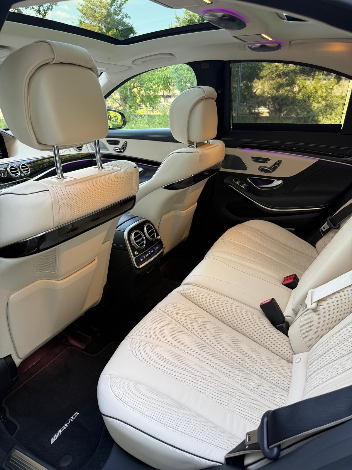 MERCEDES-BENZ S 560 V8 AMG Line 4matic-image-4