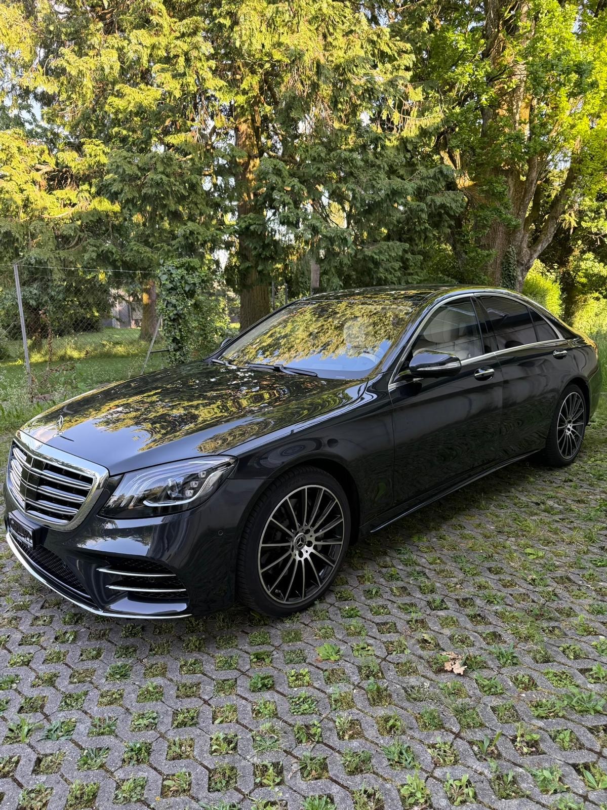 MERCEDES-BENZ S 560 V8 AMG Line 4matic-image-0