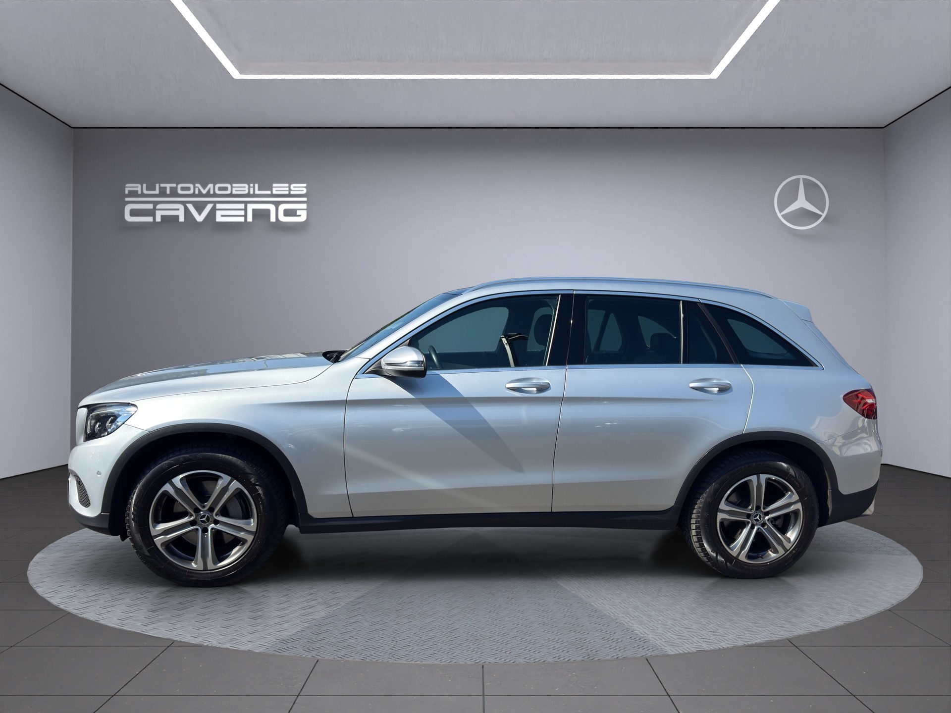MERCEDES-BENZ GLC 250 d Exclusive 4Matic 9G-Tronic-showroom-element-1