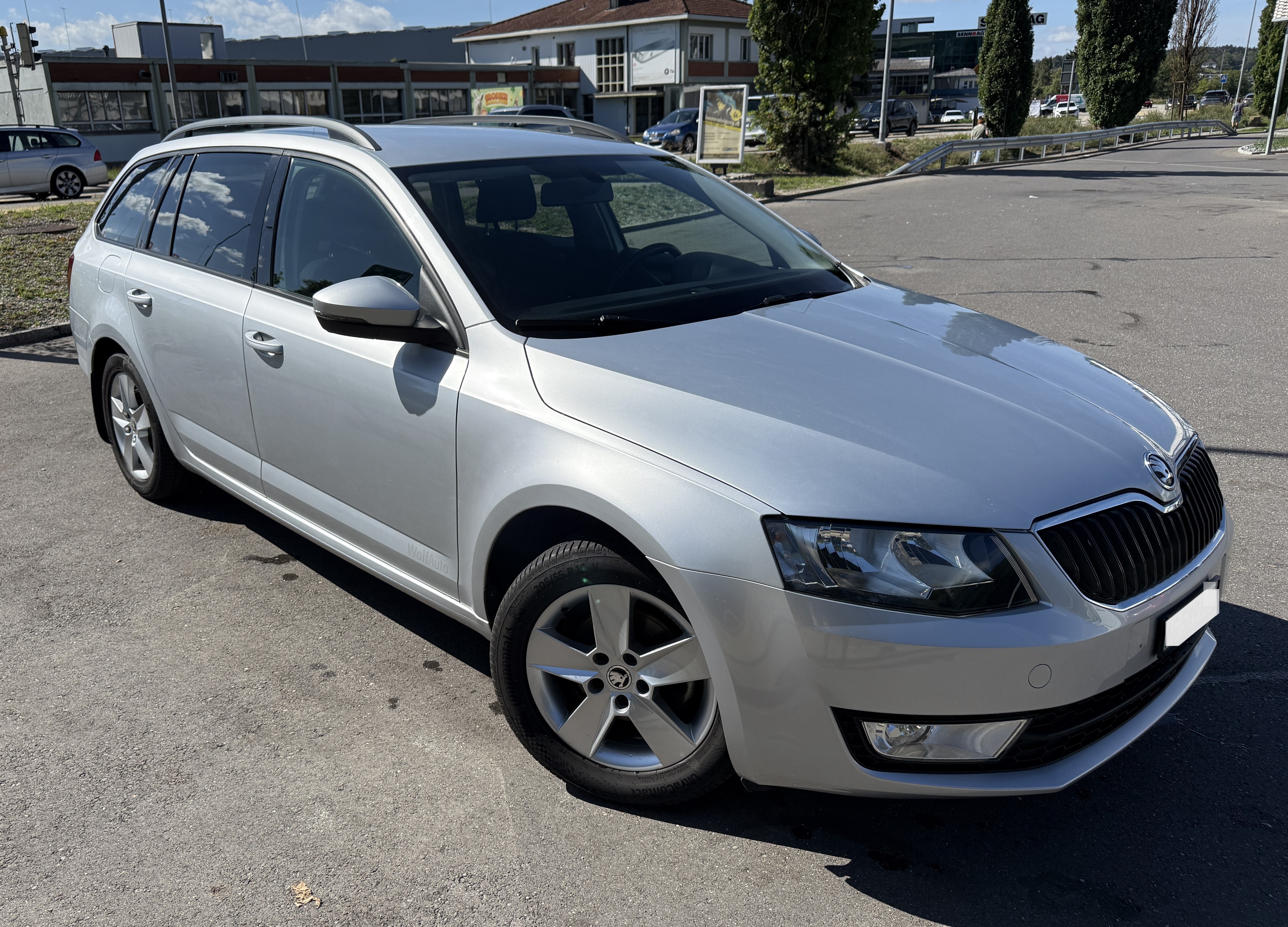 Car photo