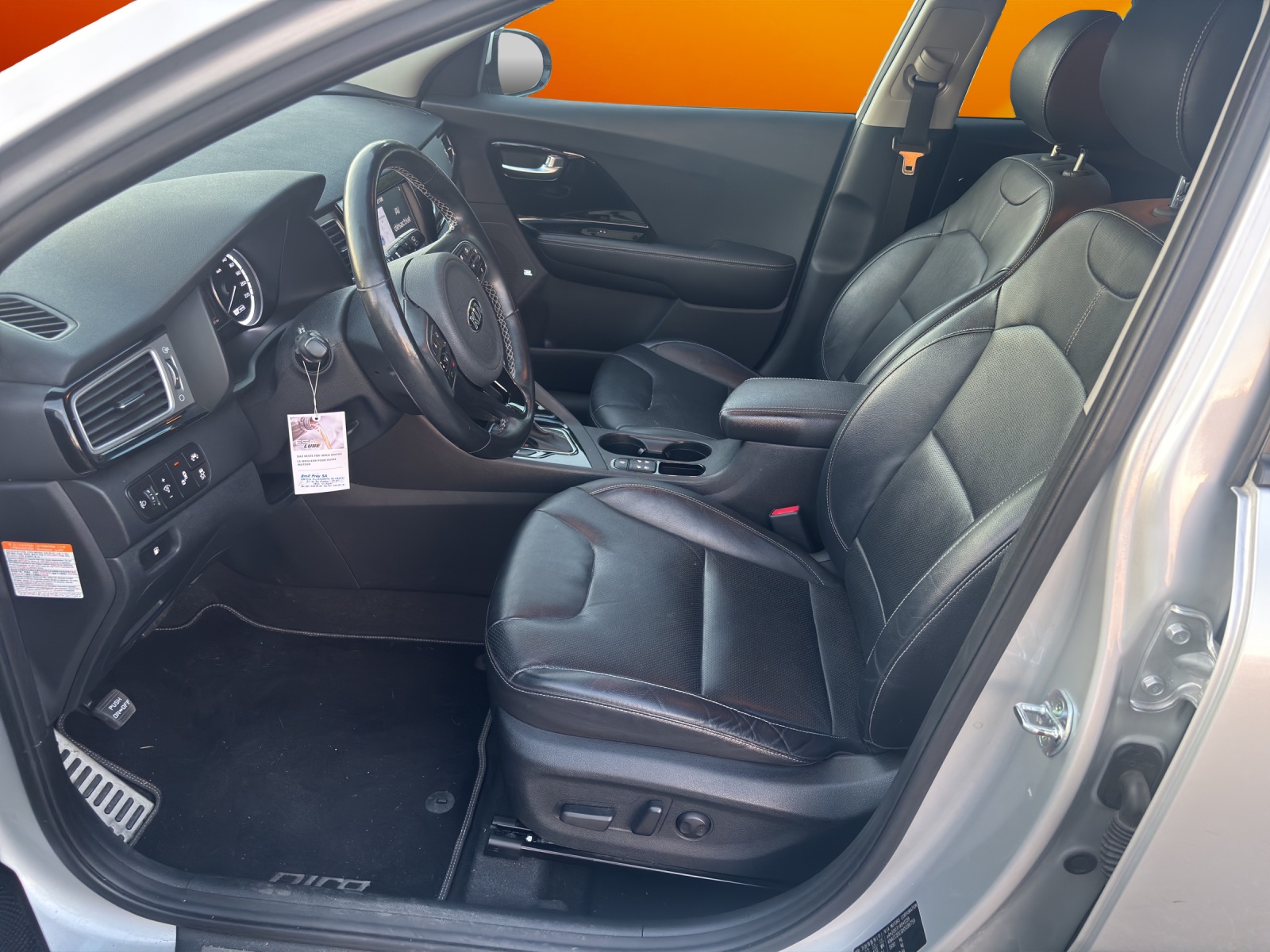 KIA Niro 1.6GDi Hybrid Style DCT-image-9